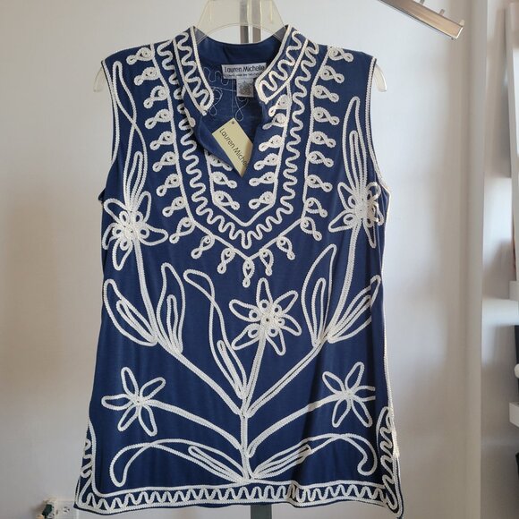 NWT-Lauren Michelle Sleeveless Blue White Stretch Embroidered Top (Size: Large) - Picture 14 of 14